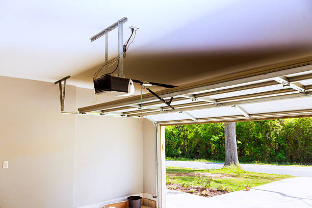 Top rated local Garage Door Panel Replacement specialists in Hebron, IL